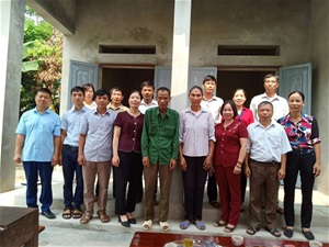Bàn giao “Mái ấm tình thương”cho phụ nữ nghèo xã Chuế Lưu, huyện Hạ Hòa