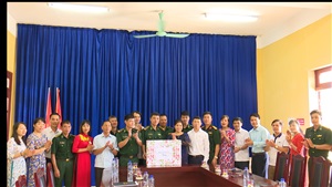 Huyện Phù Ninh tổ chức Đoàn công tác đi thăm và tặng quà tại Đồn Biên phòng Pa Tần, huyện Sìn Hồ, tỉnh Lai Châu