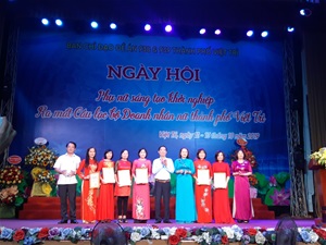 Việt Trì tổ chức ngày hội “Phụ nữ sáng tạo khởi nghiệp”  và ra mắt Câu lạc bộ Doanh nhân nữ thành phố.