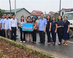 Hội LHPN huyện Lâm Thao triển khai xây dựng mô hình “Đường hoa Phụ nữ”