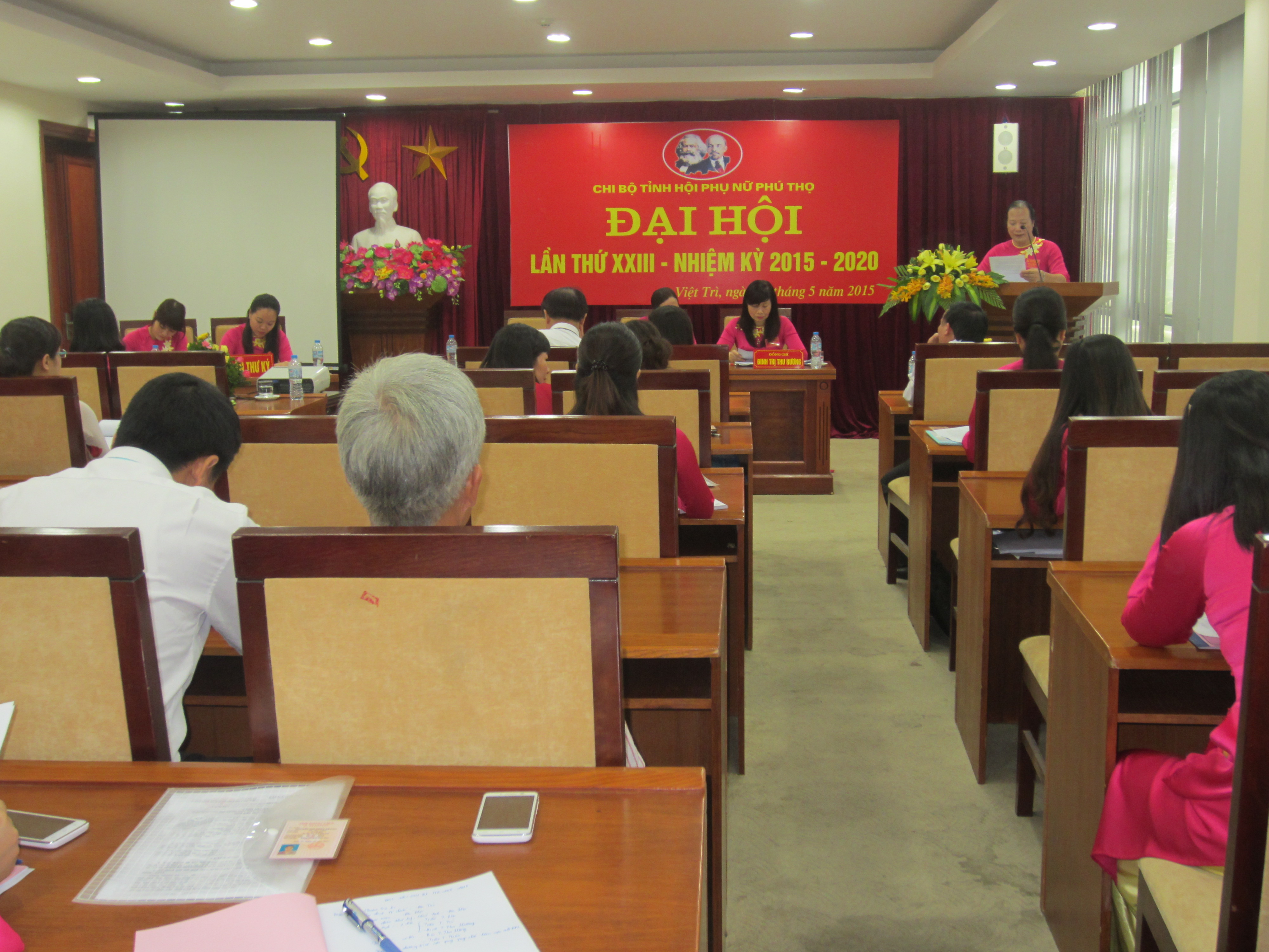 Chùm ảnh Đại hội chi bộ Tỉnh hội phụ nữ Phú Thọ lần thứ XXIII nhiệm kỳ 2015 - 2020