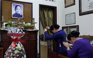 Lãnh đạo Hội LHPN Việt Nam tri ân các lãnh đạo hội tiền nhiệm