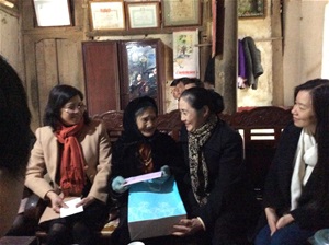 Đoàn công tác Trung ương Hội Liên hiệp Phụ nữ Việt Nam  Thăm hỏi, tặng quà tết tại tỉnh Phú Thọ