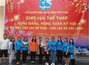 Cơ quan Hội LHPN tỉnh giao lưu thể thao mừng Đảng mừng Xuân và ra mắt CLB Cầu Lông, CLB Yoga