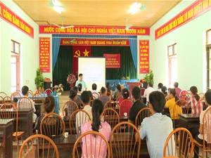 Hội LHPN huyện Phù Ninh tổ chức tập huấn kiến thức về kinh tế tập thể