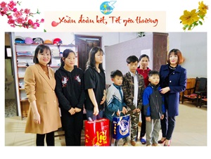 Hội LHPN Thành phố Việt Trì: Thăm và tặng quà cho các gia đình làng trẻ em SOS Việt Trì.