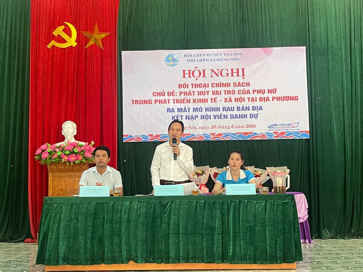 Huyện Tân Sơn: Tổ chức 16 cuộc đối thoại chính sách cấp xã và cụm thôn bản giúp chị em bày tỏ tâm tư, nguyện vọng 