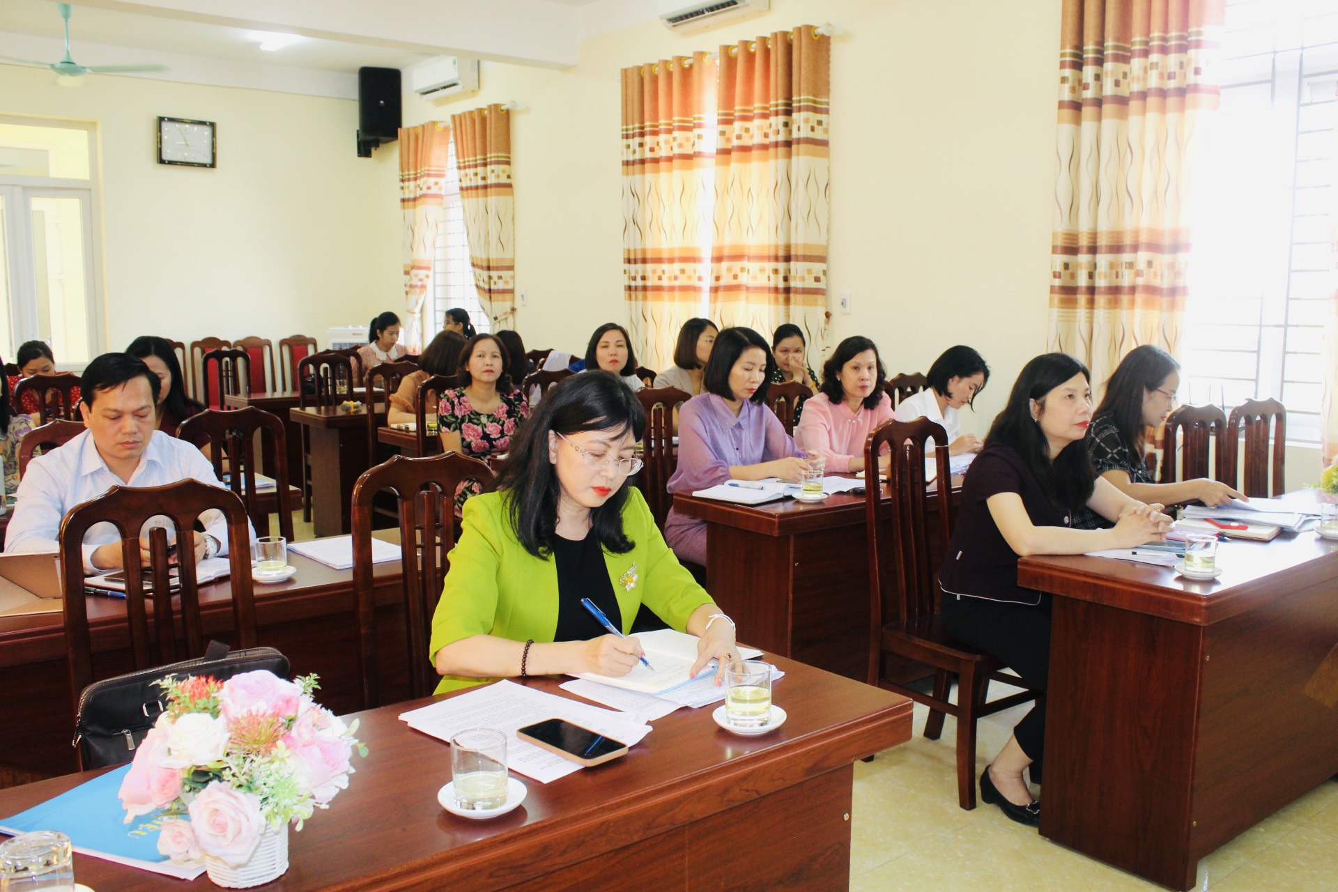 Hội LHPN tỉnh Phú Thọ tổ chức họp Ban Điều hành triển khai dự án 8