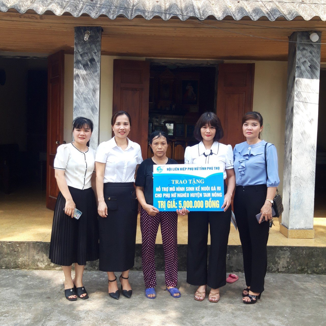 Hỗ trợ mô hình sinh kế cho hội viên nghèo tại xã Bắc Sơn (Tam Nông)