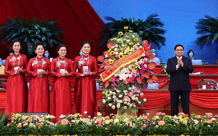 Thủ tướng Phạm Minh Chính gợi mở 5 nội dung để nâng cao hiệu quả công tác phụ nữ